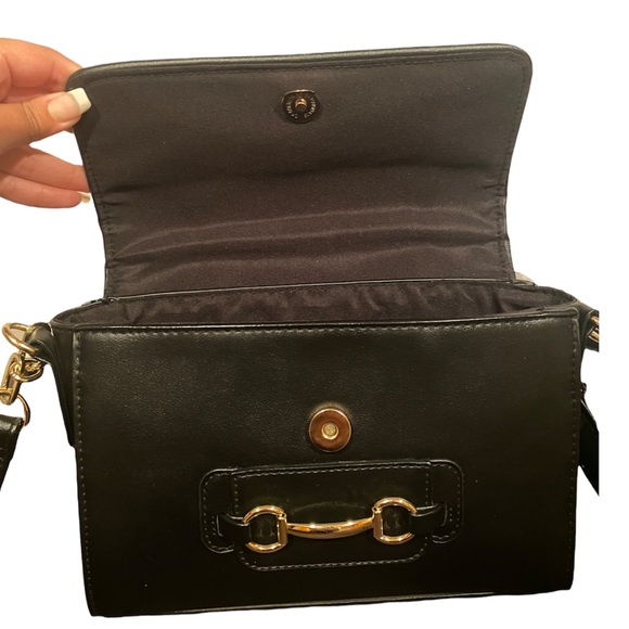 Black Shoulder Bag - Picture 9 of 9